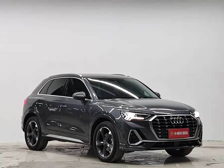 Audi Q3 2022 35 TFSI Fashionable and Dynamic 2022 — миниатюра 3