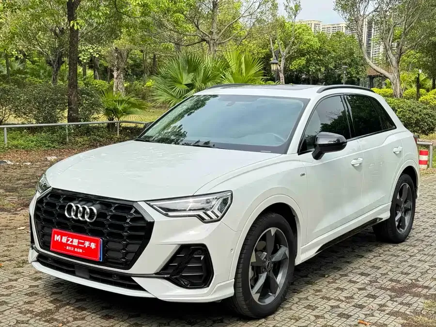 Audi Q3 2023 35 TFSI Fashion Dynamic Edition (1.4T) 2022 — фото 1, купить с доставкой в Москву