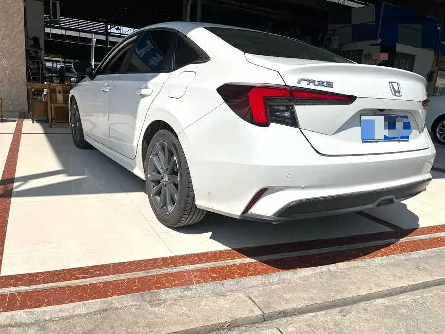 Honda Integra Stylish 2023 240TURBO CVT Deluxe Edition 2024 — миниатюра 3