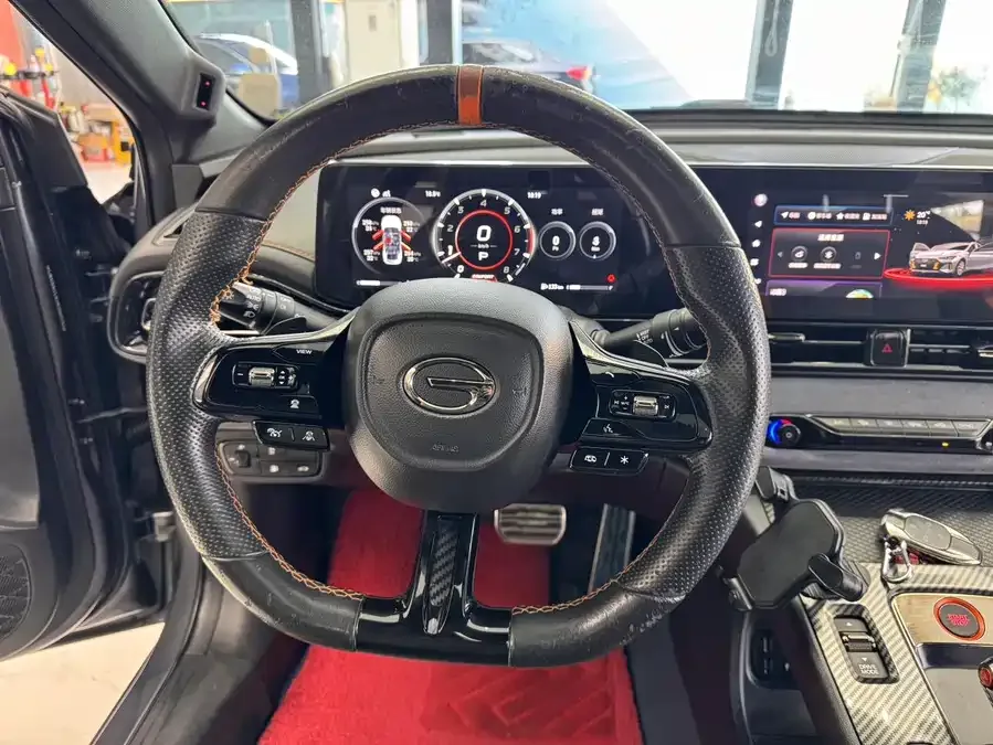 GAC Trumpchi Shadow Leopard Shadow Leopard 2022 270T DCT J16 R-style Track Edition 2022 — миниатюра 3