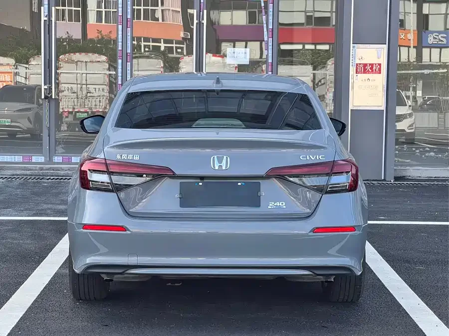 Honda Civic Civic 2025 240TURBO CVT Zhiqu Plus 2025 — миниатюра 2