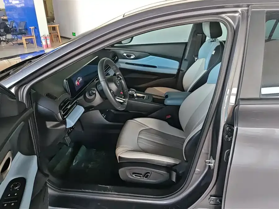 GAC Trumpchi Shadow Leopard Shadow Leopard 2023 Shadow Leopard H High Energy Hybrid Edition 2024 — миниатюра 3