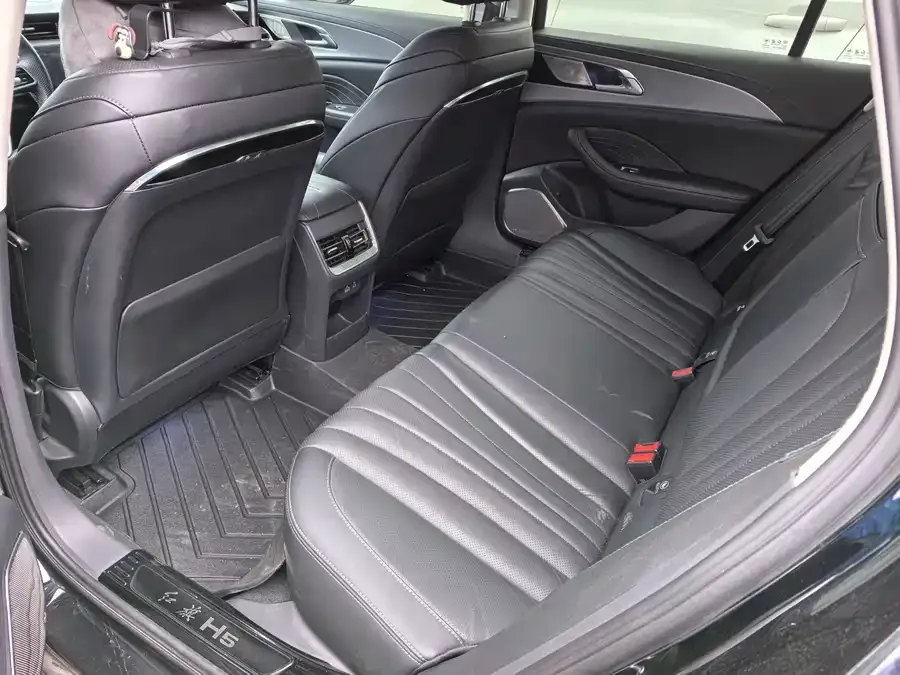 Hongqi H5 Hongqi H5 2023 2.0T Automatic Intelligent Connection Flagship Chang Edition 2022 — миниатюра 2