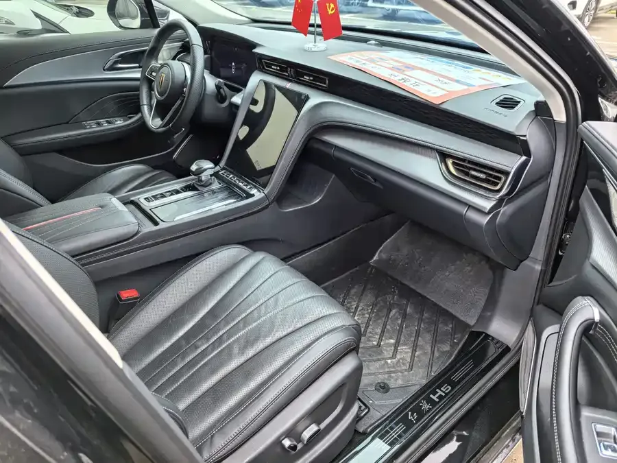 Hongqi H5 Hongqi H5 2023 2.0T Automatic Intelligent Connection Flagship Chang Edition 2022 — миниатюра 3