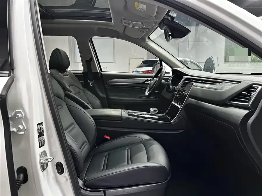 GAC Trumpchi GS4 PLUS Trumpchi GS4 PLUS 2021 270T Automatic Galaxy Edition 2022 — миниатюра 3