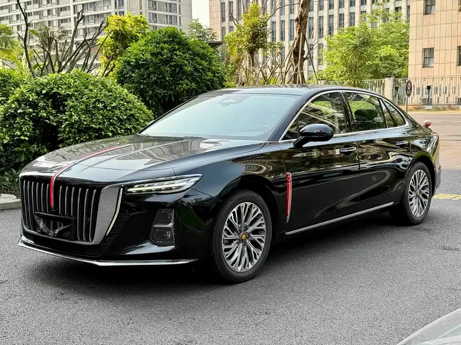 Hongqi H5 Hongqi H5 2023 2.0T Automatic Intelligent Connection Flagship Edition 2022 — фото 1, купить с доставкой в Москву