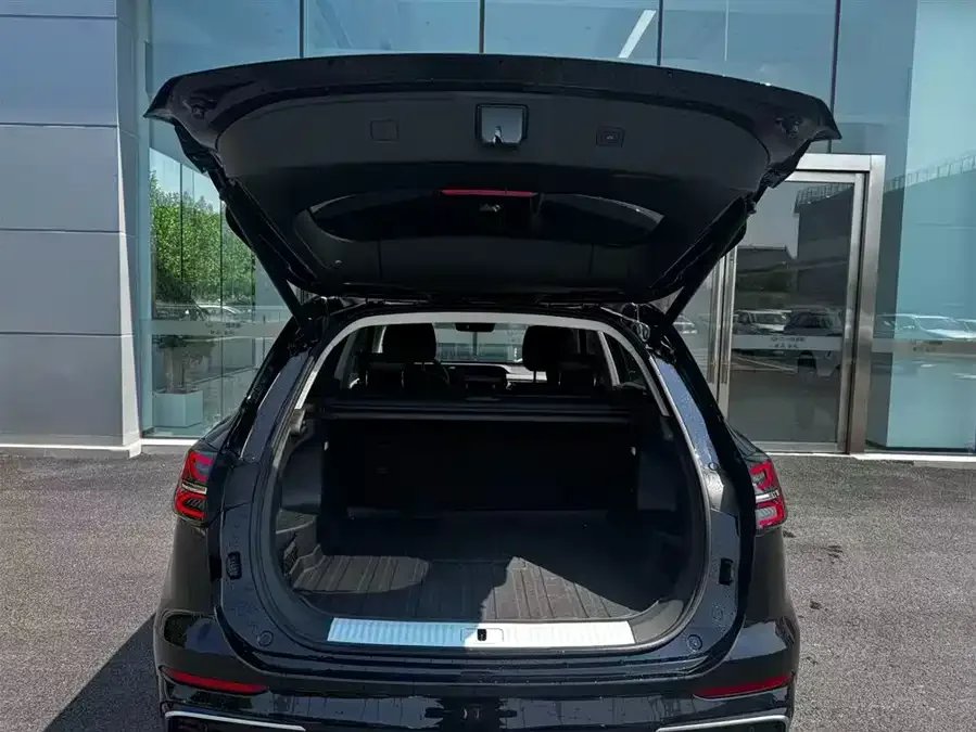 Hongqi HS5 Hongqi HS5 2023 2.0T 4WD Flagship Enjoy Pro Edition 2023 — миниатюра 2