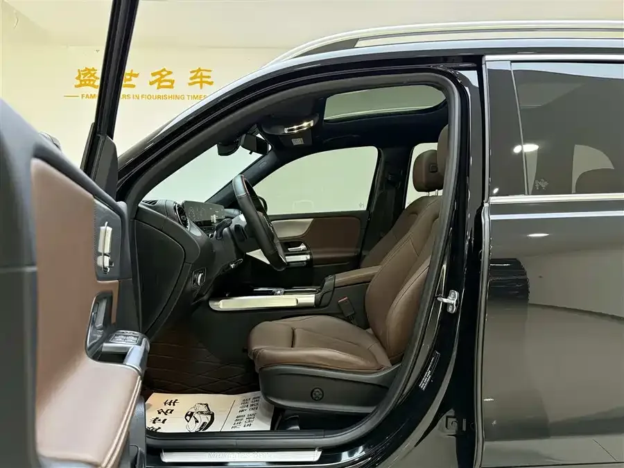 Mercedes-Benz GLB Mercedes-Benz GLB 2024 facelift GLB 200 Dynamic 2024 — миниатюра 2
