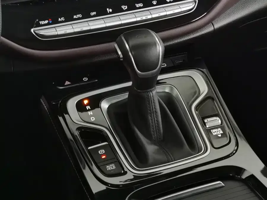 GAC Trumpchi M6 Trumpchi M6 2023 PRO 270T DCT Premium Edition 2023 — миниатюра 4