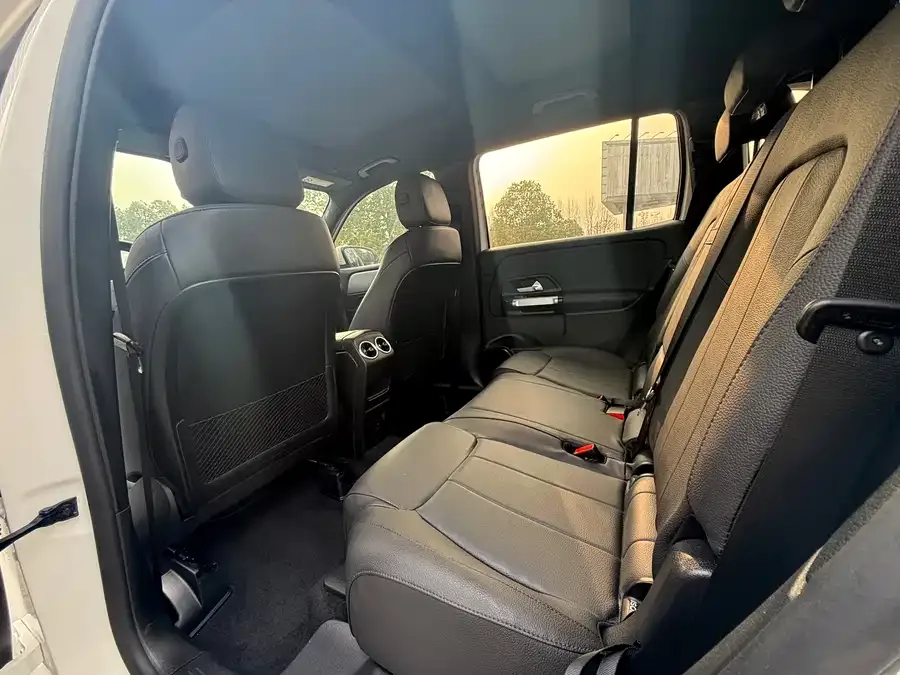 Mercedes-Benz GLB Mercedes-Benz GLB 2023 GLB 200 Dynamic 2023 — миниатюра 2