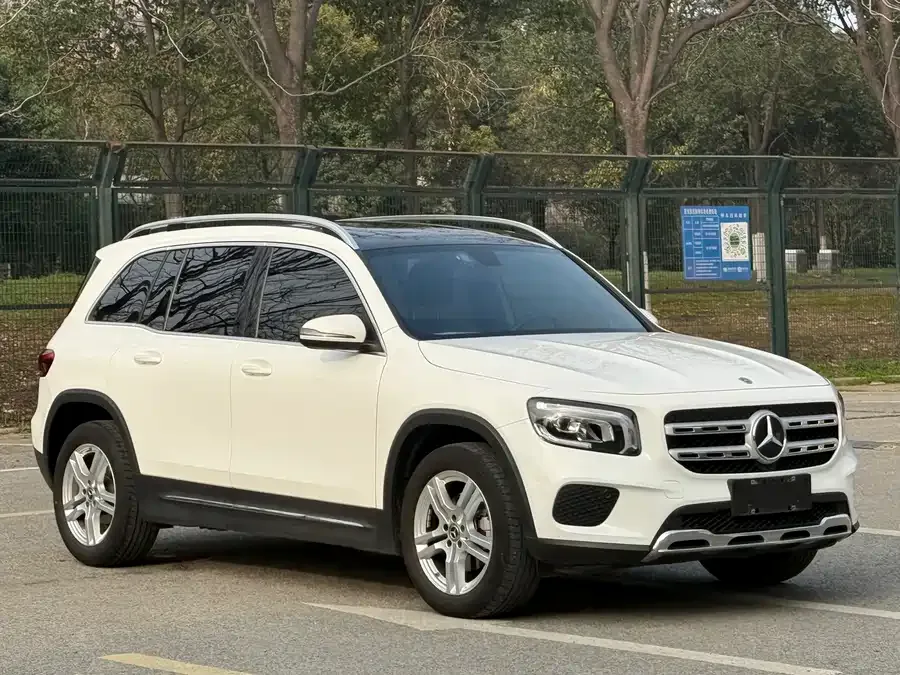 Mercedes-Benz GLB-Class Mercedes-Benz GLB 2023 GLB 200 Dynamic 2023 — миниатюра 3