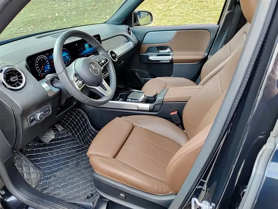 Mercedes-Benz GLB-Class Mercedes-Benz GLB 2023 GLB 200 Fashion Edition 2023 — миниатюра 4