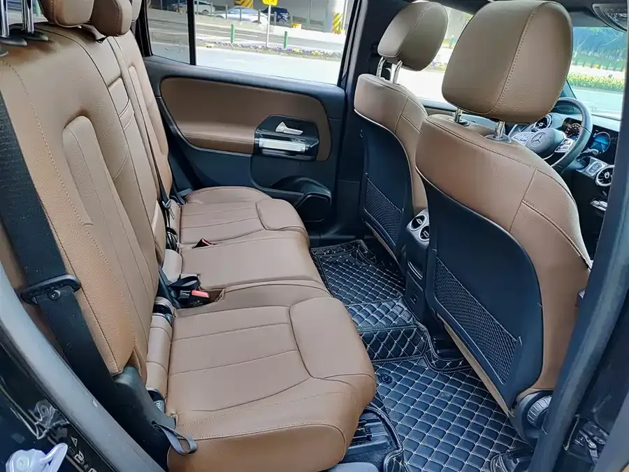 Mercedes-Benz GLB-Class Mercedes-Benz GLB 2023 GLB 200 Fashion Edition 2023 — миниатюра 5