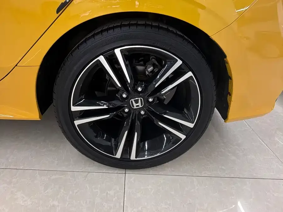 Honda Integra Stylish 2023 HATCHBACK 240TURBO CVT Magic Night Exclusive Edition 2023 — миниатюра 4