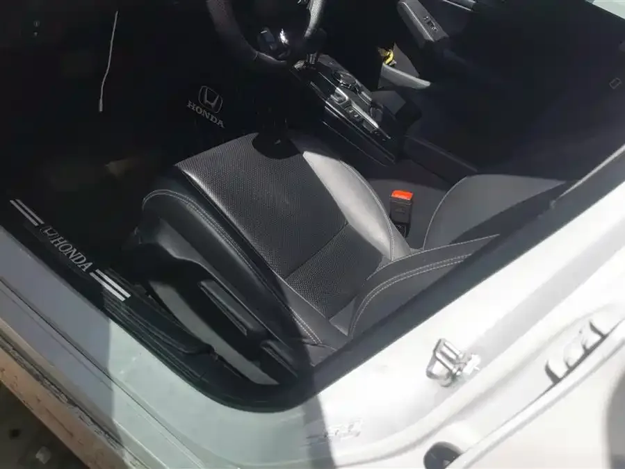Honda Integra Stylish 2023 240TURBO CVT Leading Edition 2023 — миниатюра 3