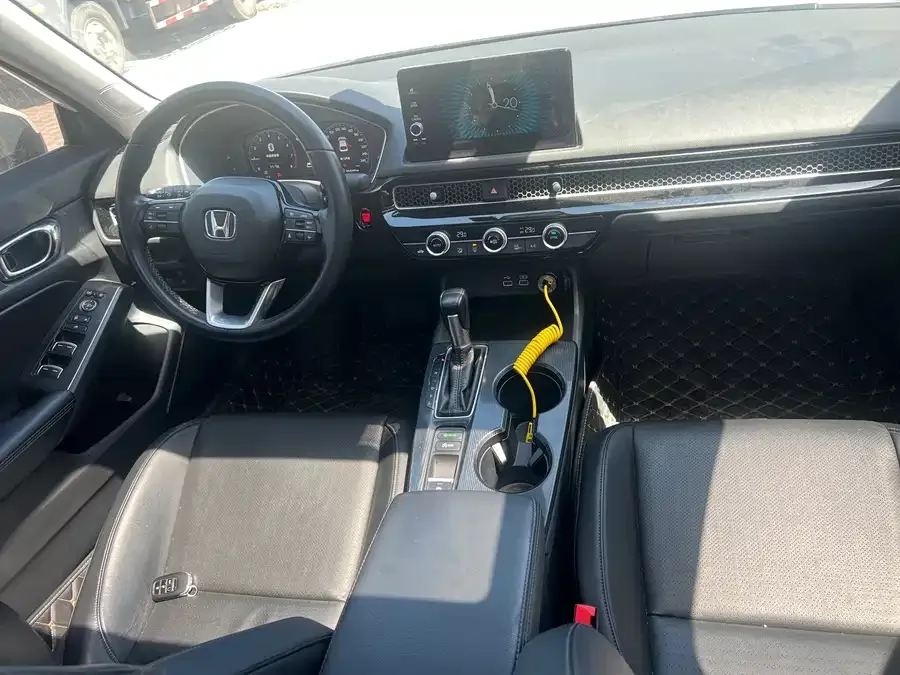 Honda Integra Stylish 2023 240TURBO CVT Deluxe Edition 2024 — миниатюра 4