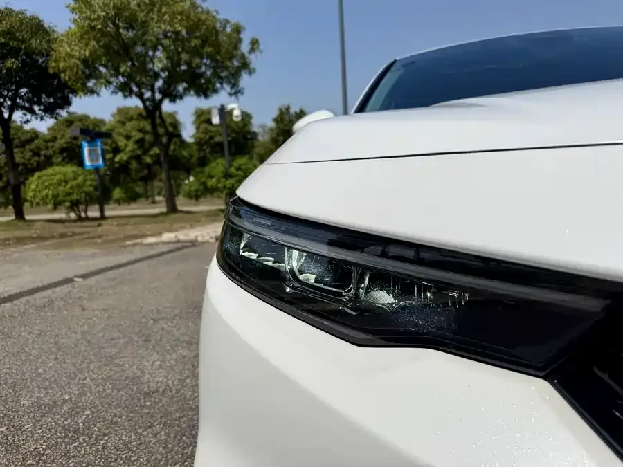 Honda Integra Stylish 2023 240TURBO CVT Deluxe Edition 2024 — миниатюра 2
