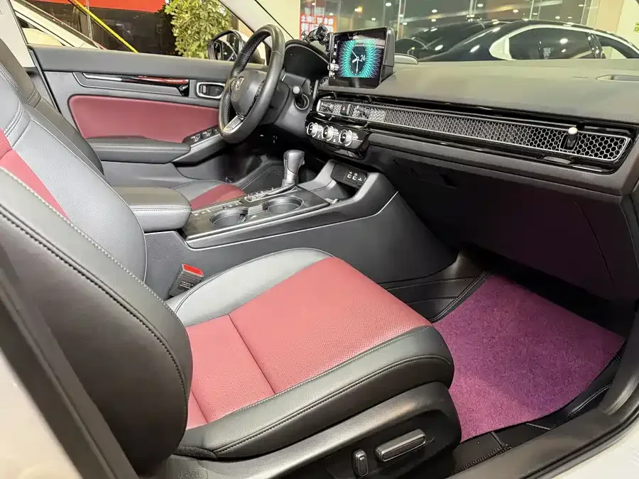 Honda Integra Stylish 2022 240TURBO CVT Exclusive Edition 2022 — миниатюра 2