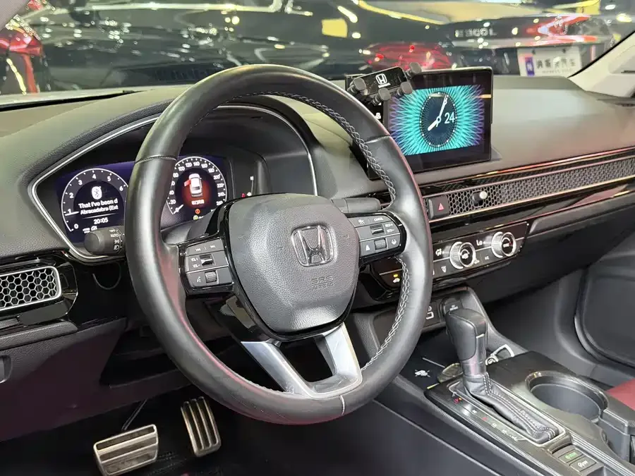 Honda Integra Stylish 2022 240TURBO CVT Exclusive Edition 2022 — миниатюра 3