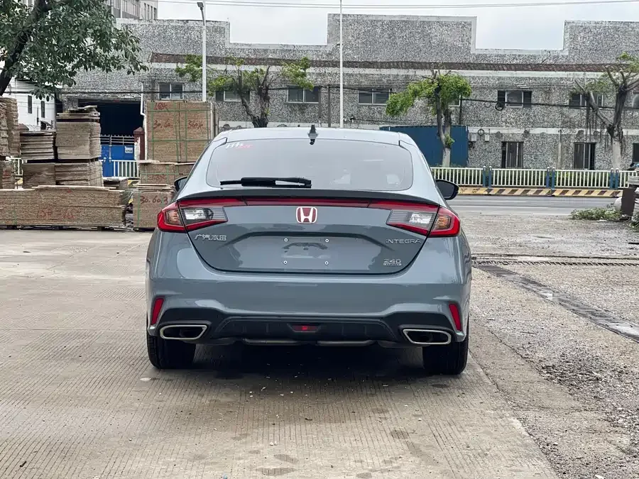 Honda Integra Stylish 2023 HATCHBACK 240TURBO Manual Exclusive Edition 2024 — миниатюра 5