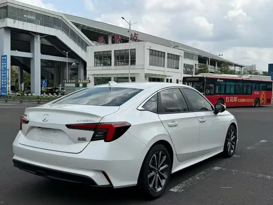 Honda Integra Stylish 2022 240TURBO CVT Fantasy NightLuxury Edition 2022 — миниатюра 3
