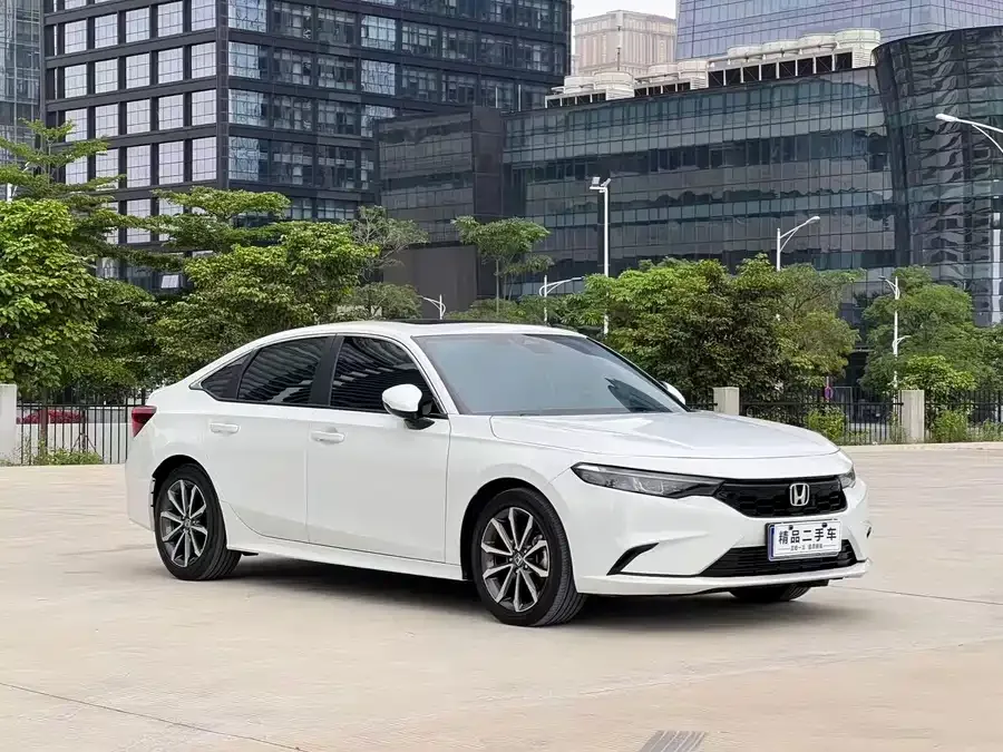 Honda Integra Stylish 2023 240TURBO CVT Deluxe Edition 2025 — миниатюра 3