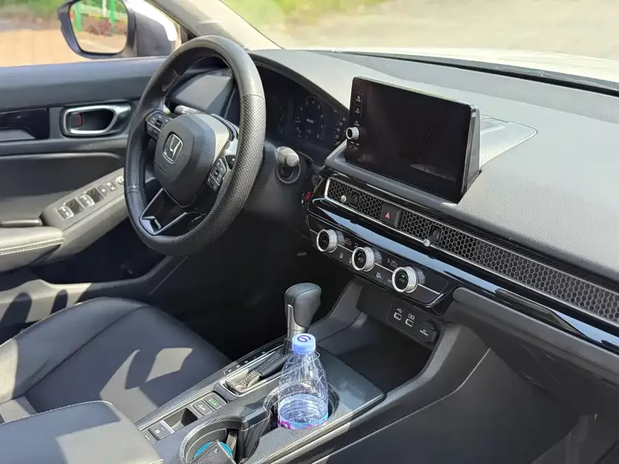 Honda Integra Stylish 2023 240TURBO CVT Technology Edition 2023 — миниатюра 5