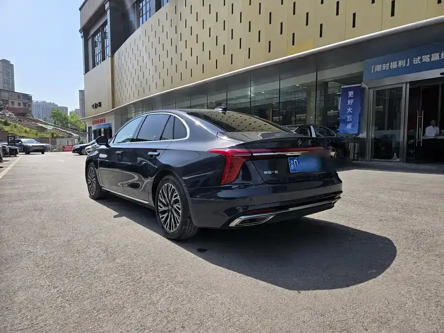 Hongqi H5 Hongqi H5 2023 2.0T Automatic Intelligent Connection Flagship Edition 2024 — миниатюра 4