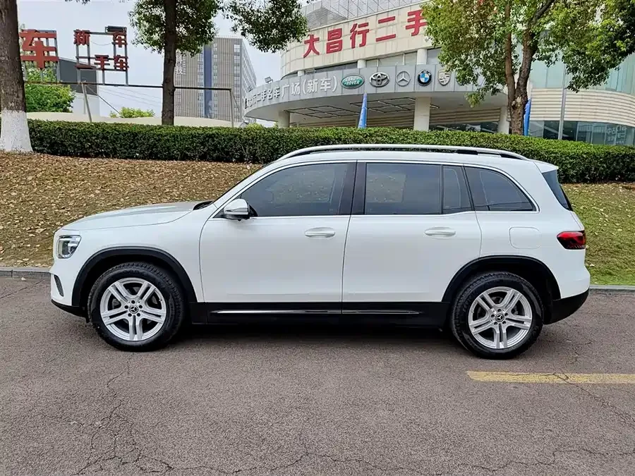 Mercedes-Benz GLB-Class Mercedes-Benz GLB 2022 facelift GLB 200 Dynamic 2022 — миниатюра 3