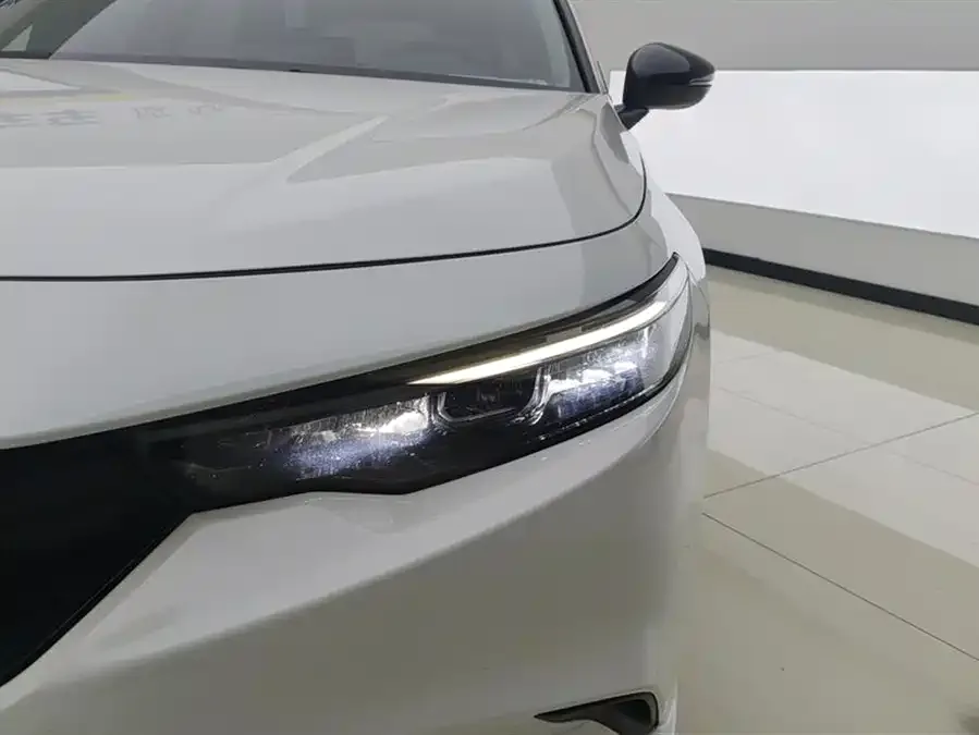 Honda Integra Stylish 2023 HATCHBACK 240TURBO CVT trendsetting version 2024 — миниатюра 2