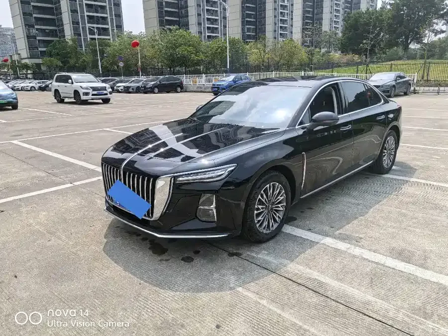 Hongqi H5 Hongqi H5 2025 1.5T DCT Flagship Edition 2025 — фото 1, купить с доставкой в Москву