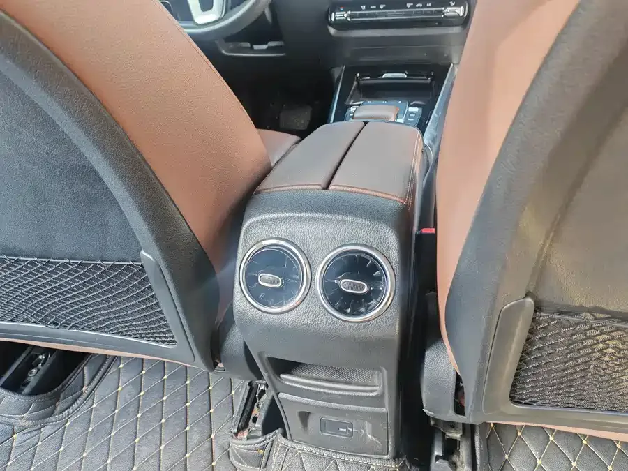 Mercedes-Benz GLB-Class Mercedes-Benz GLB 2022 GLB 200 Dynamic 2022 — миниатюра 2