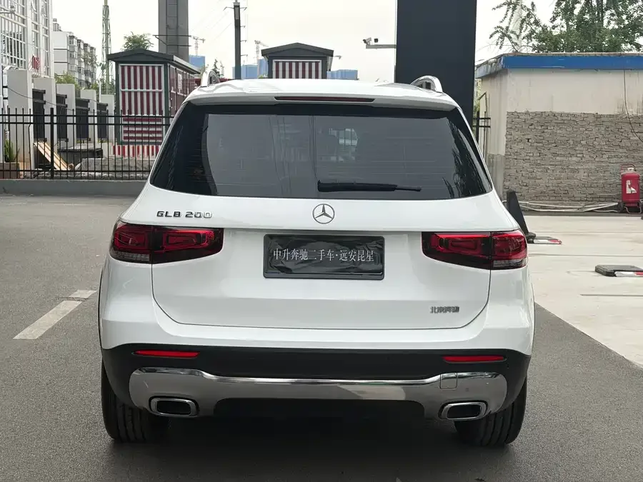 Mercedes-Benz GLB-Class Mercedes-Benz GLB 2022 GLB 200 Dynamic 2022 — миниатюра 4