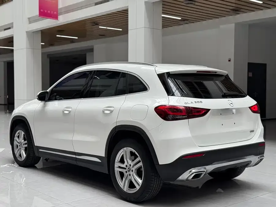 Mercedes-Benz GLA Mercedes-Benz GLA 2022 GLA 200 2022 — миниатюра 4