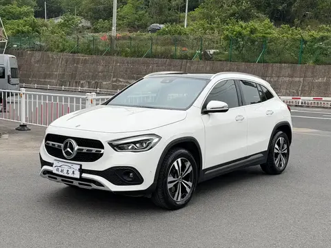 Mercedes-Benz GLA 2022 buy in Moscow