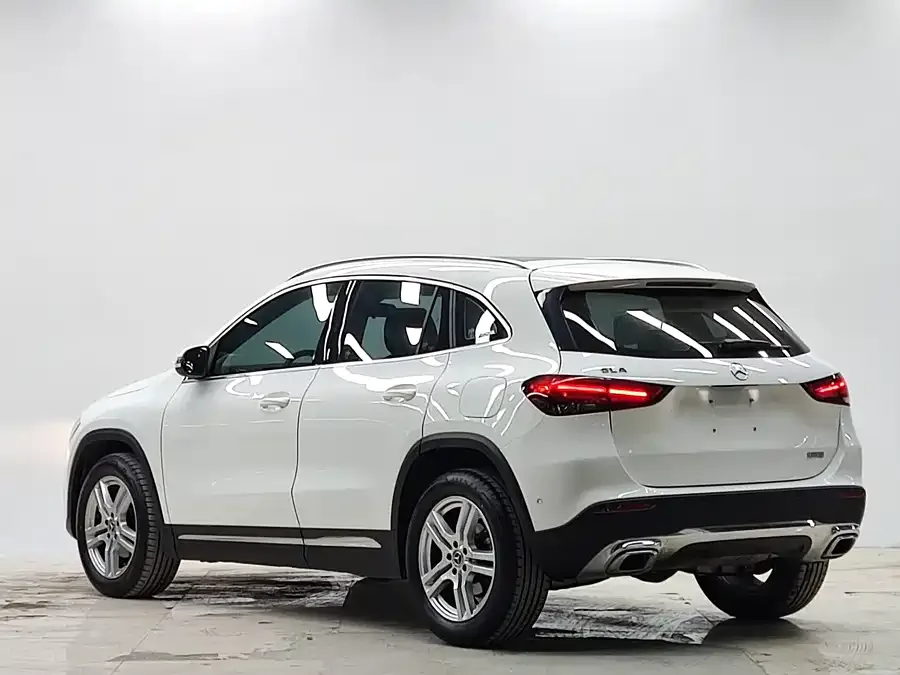 Mercedes-Benz GLA Mercedes-Benz GLA 2022 facelift GLA 180 2022 — миниатюра 2