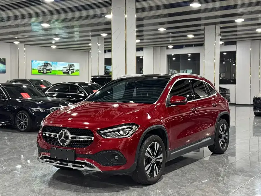 Mercedes-Benz GLA Mercedes-Benz GLA 2022 GLA 200 2022 — фото 1, купить с доставкой в Москву