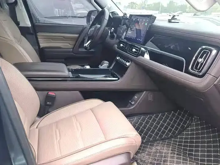 BAIC BJ60 Beijing Off-road BJ60 2023 2.0T Qianli Edition Five-seater 2023 — миниатюра 2