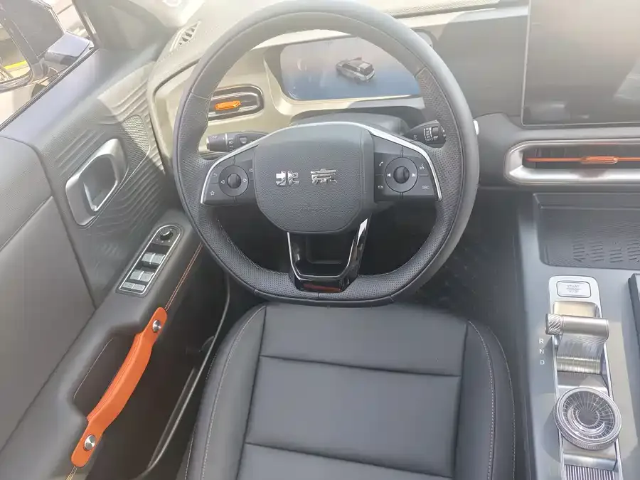 BAIC BJ30 Beijing BJ30 2026 Traveler 1.5T DCT 2WD 7-Seater 2025 — миниатюра 5