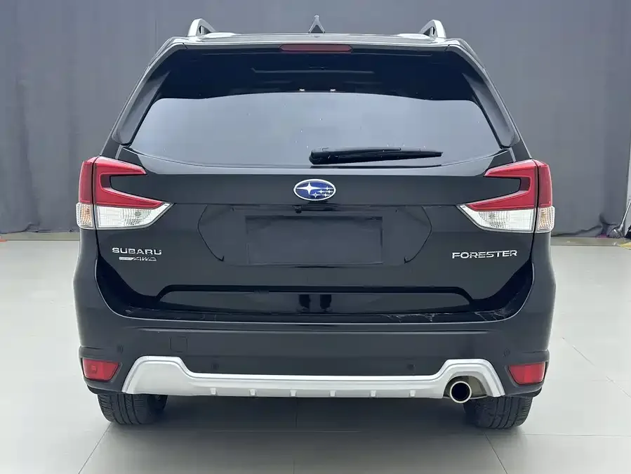 Subaru Forester 2022 Forester 2.0i AWD Ultimate Edition EyeSight 2022 — миниатюра 2
