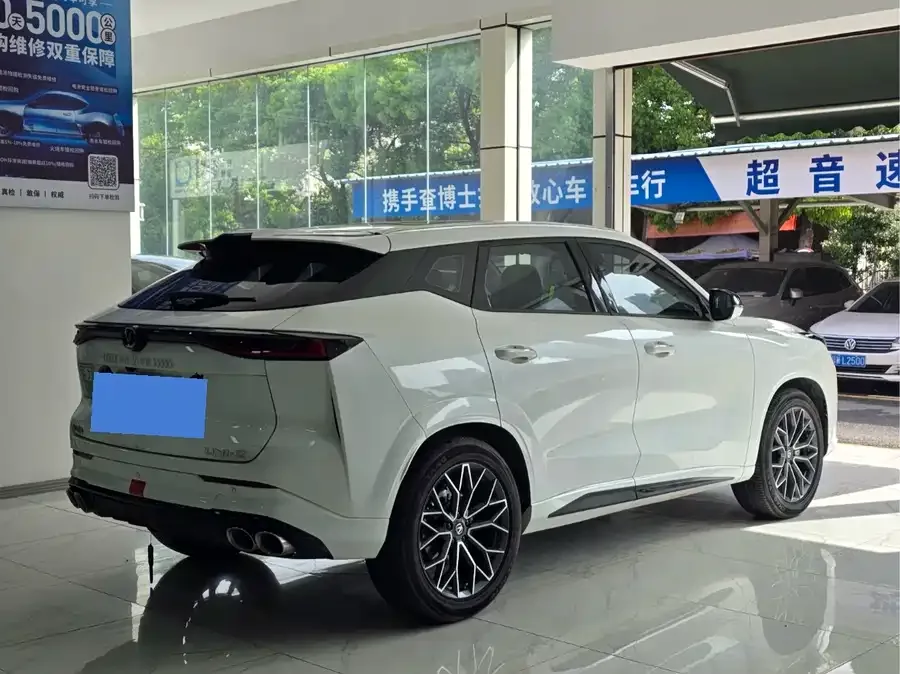 Changan UNI-Z Changan UNI-Z 2025 1.5T Premium Edition 2025 — миниатюра 2