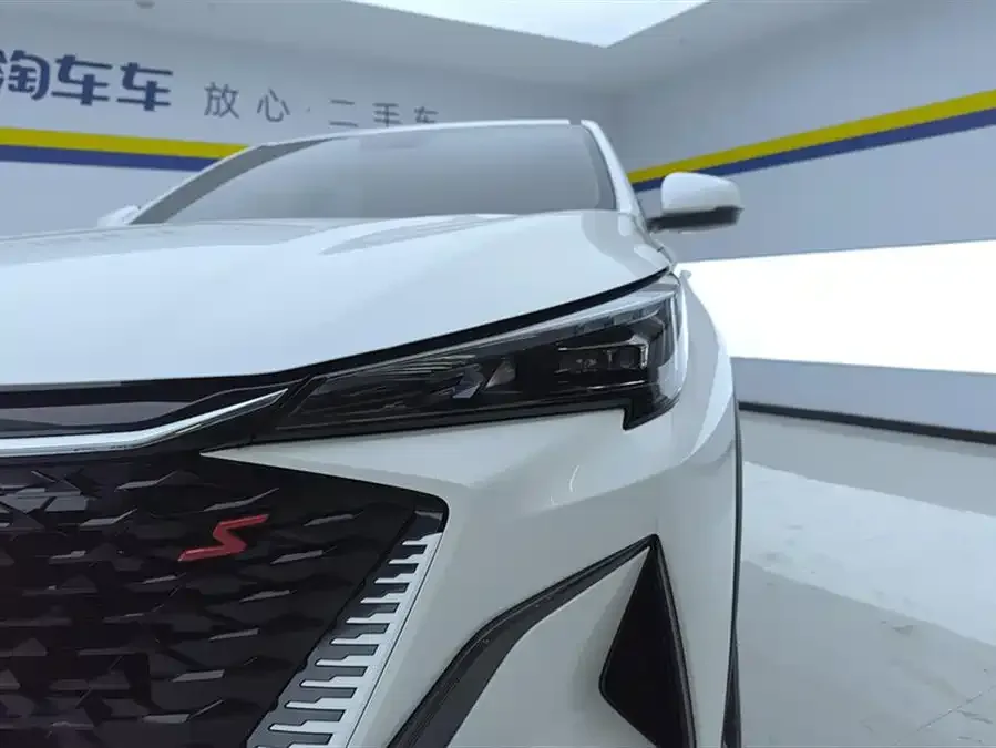 Changan X5 PLUS Changan X5 PLUS 2025 1.5T DCT Pioneer Edition 2025 — миниатюра 2