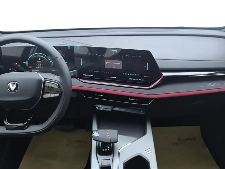 Changan X5 PLUS Changan X5 PLUS 2025 1.5T DCT Pioneer Edition 2025 — миниатюра 4