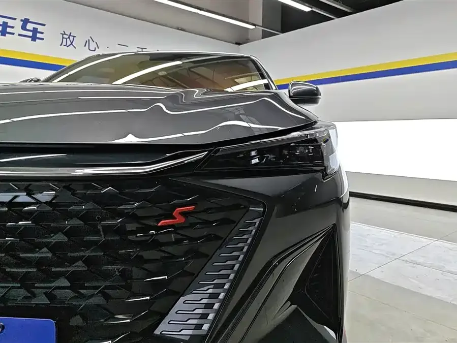 Changan X5 PLUS Changan X5 PLUS 2025 1.5T DCT Pioneer Edition 2025 — миниатюра 2