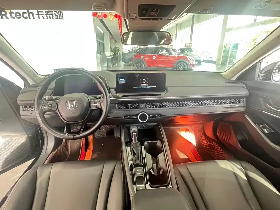 Honda Accord Accord 2024 260TURBO Luxury Edition 2024 — миниатюра 4
