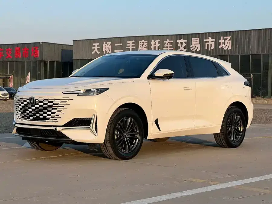 Changan UNI-K Changan UNI-K 2021 2.0T Luxury Edition 2022 — фото 1, купить с доставкой в Москву