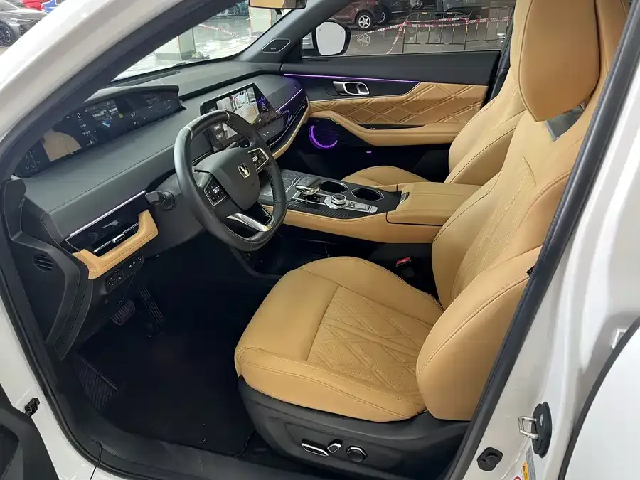 Changan UNI-K Changan UNI-K 2024 2.0T 2WD Global Edition 2024 — миниатюра 2