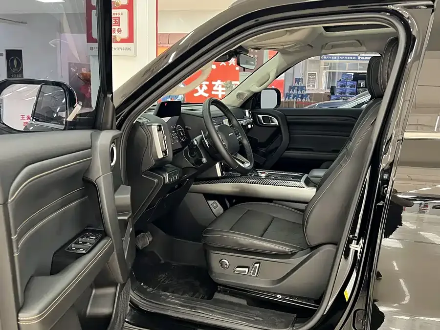 Haval Big dog Haval Big Dog 2024 2.0T DCT Chinese Pastoral Dog Edition 2025 — миниатюра 4