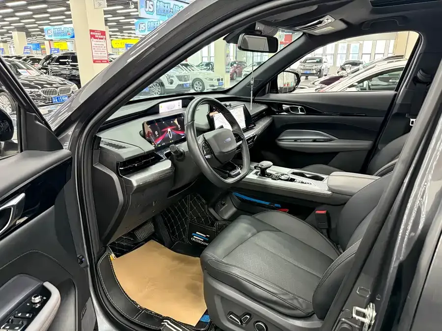 Oshan Z6 New Energy Changan Oushang Z6 New Energy 2023 iDD 150KM Flagship PLUS Smart Parking Edition 2023 — миниатюра 2