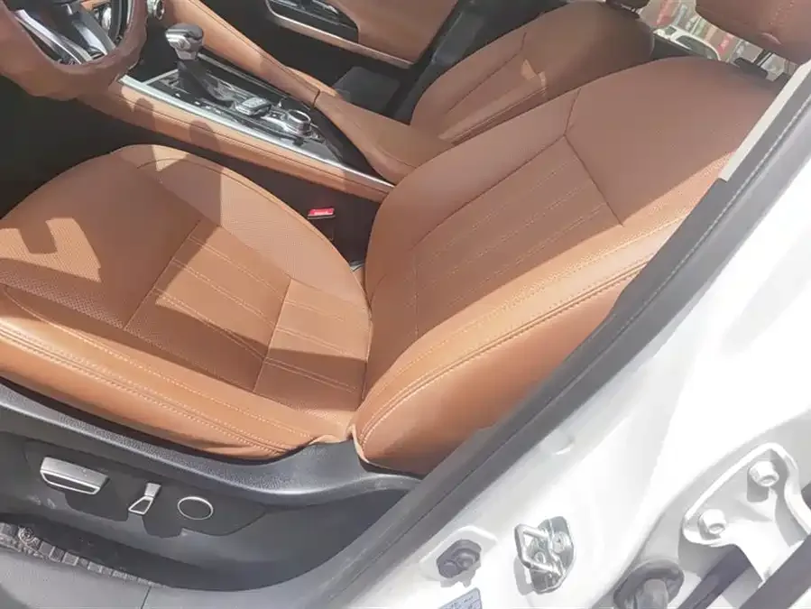 Changan CS95 Changan CS95 2021 2.0T four-wheel drive luxury model 2022 — миниатюра 3